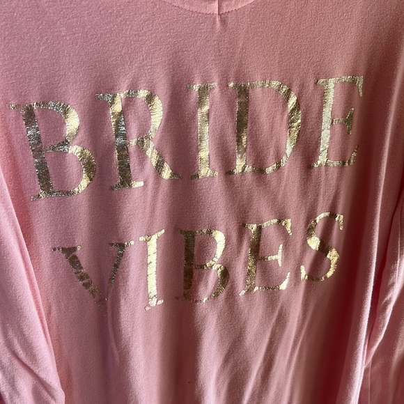 ⭐️Bride Vibes shirt ⭐️ - Picture 2 of 2